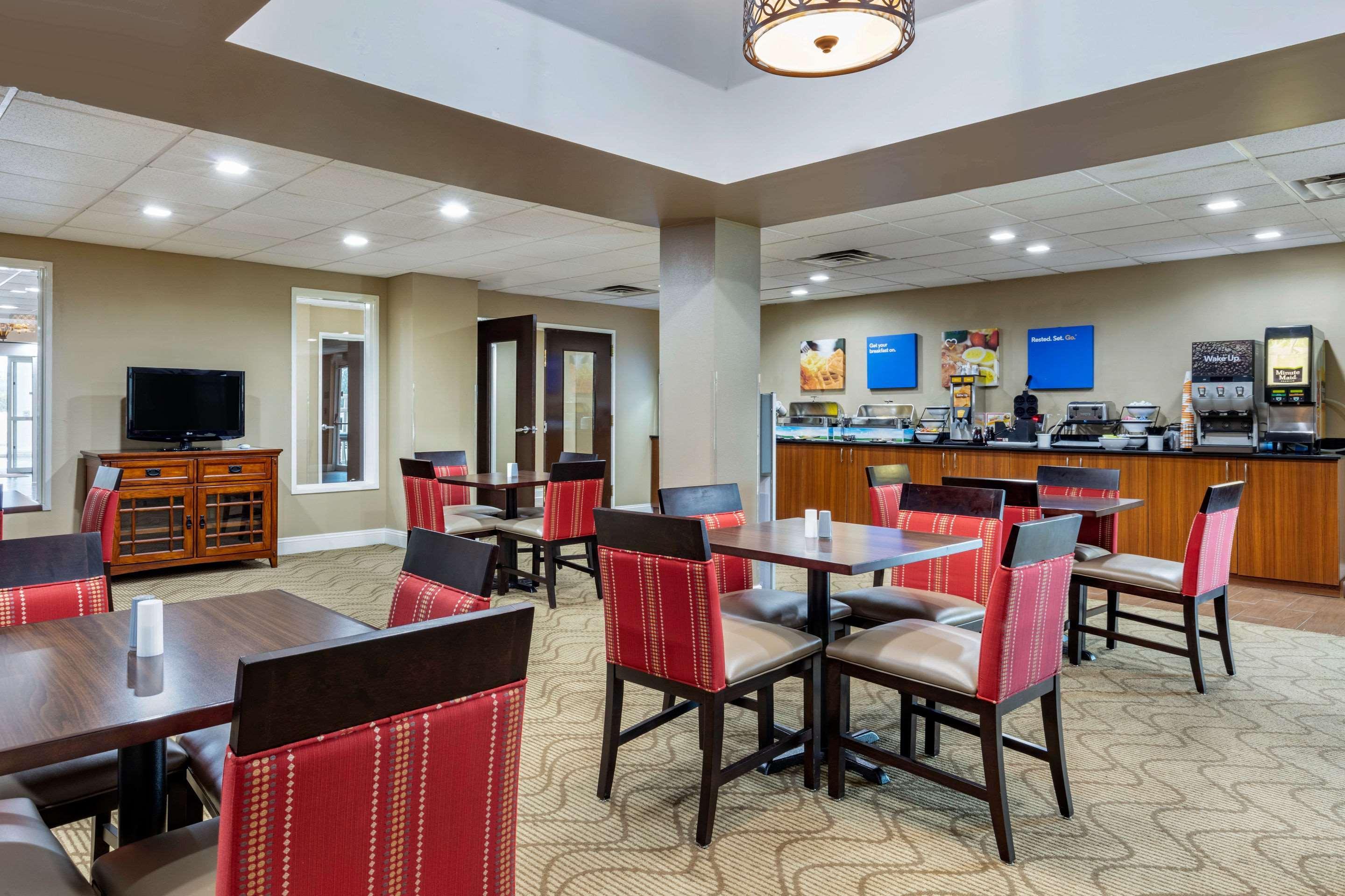 Comfort Inn Us Hwy 80 Demopolis Bagian luar foto