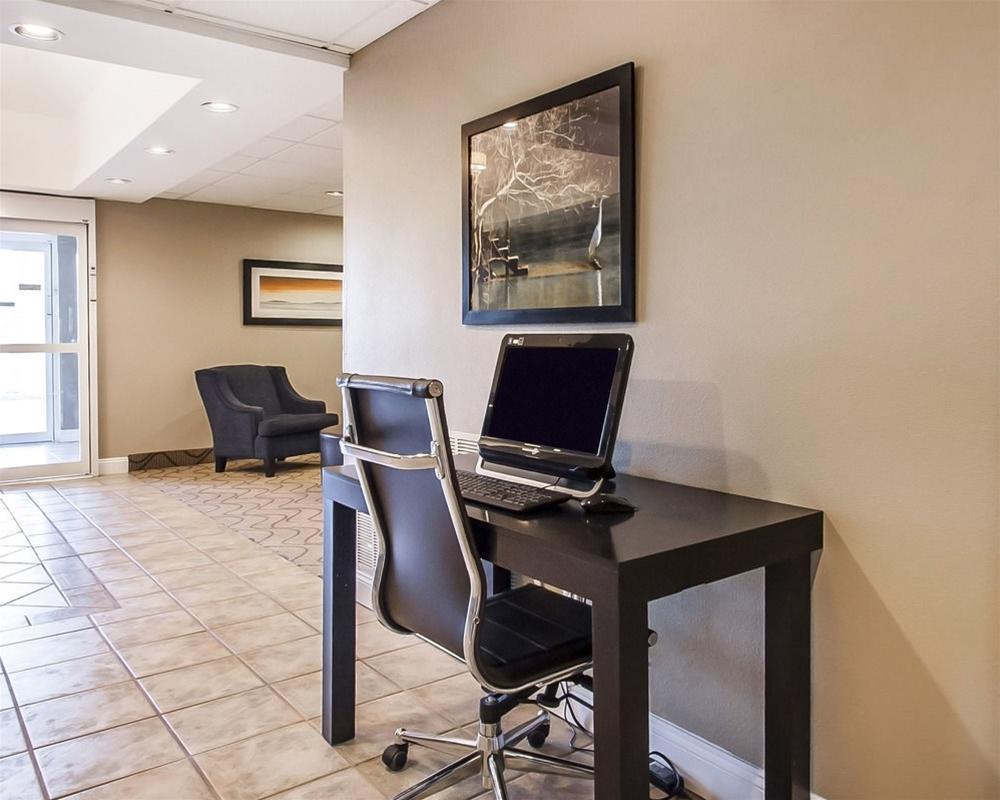 Comfort Inn Us Hwy 80 Demopolis Bagian luar foto