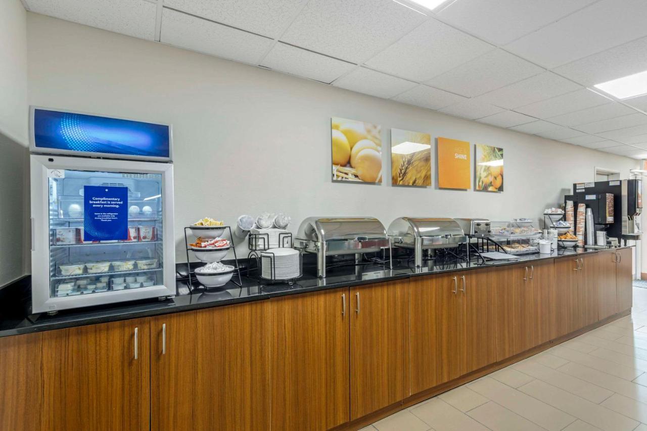 Comfort Inn Us Hwy 80 Demopolis Bagian luar foto